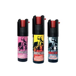 Spray al peperoncino tradizionali in bomboletta classica, in vendita a €15,50.
